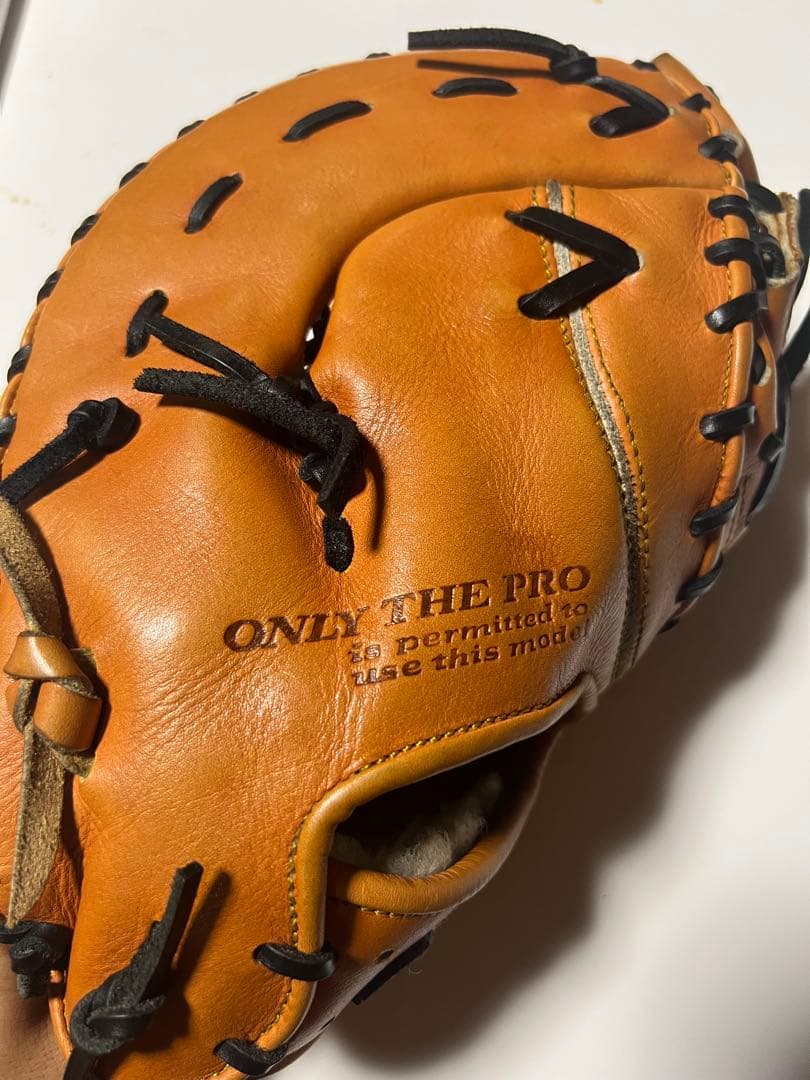 ハタケヤマ　和牛　野球グローブ　硬式　ファースト用