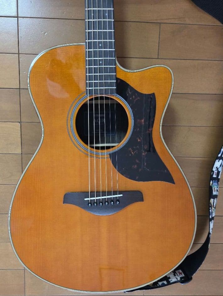 【お値下げ】YAMAHA アコースティックギター