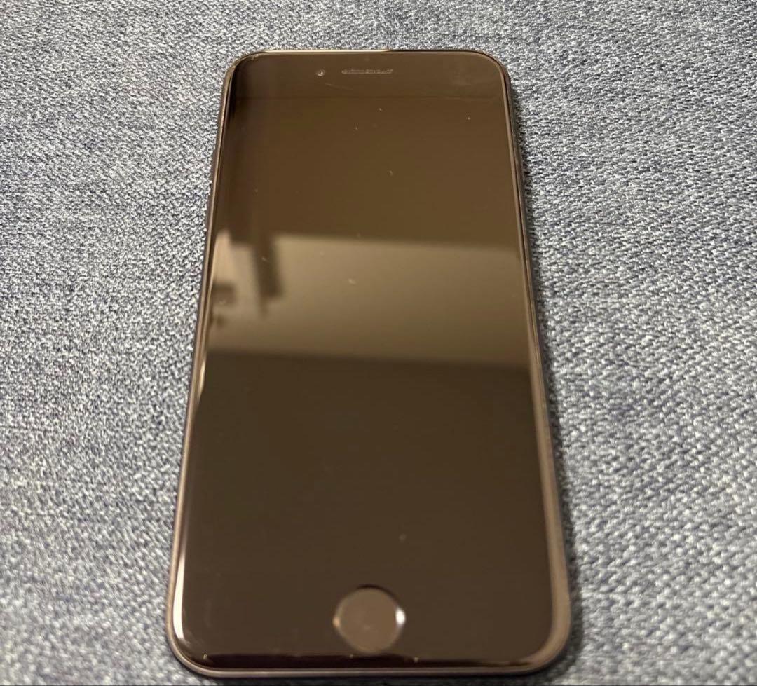 Apple iPhoneSE(第二世代)　ブラック本体　64GB
