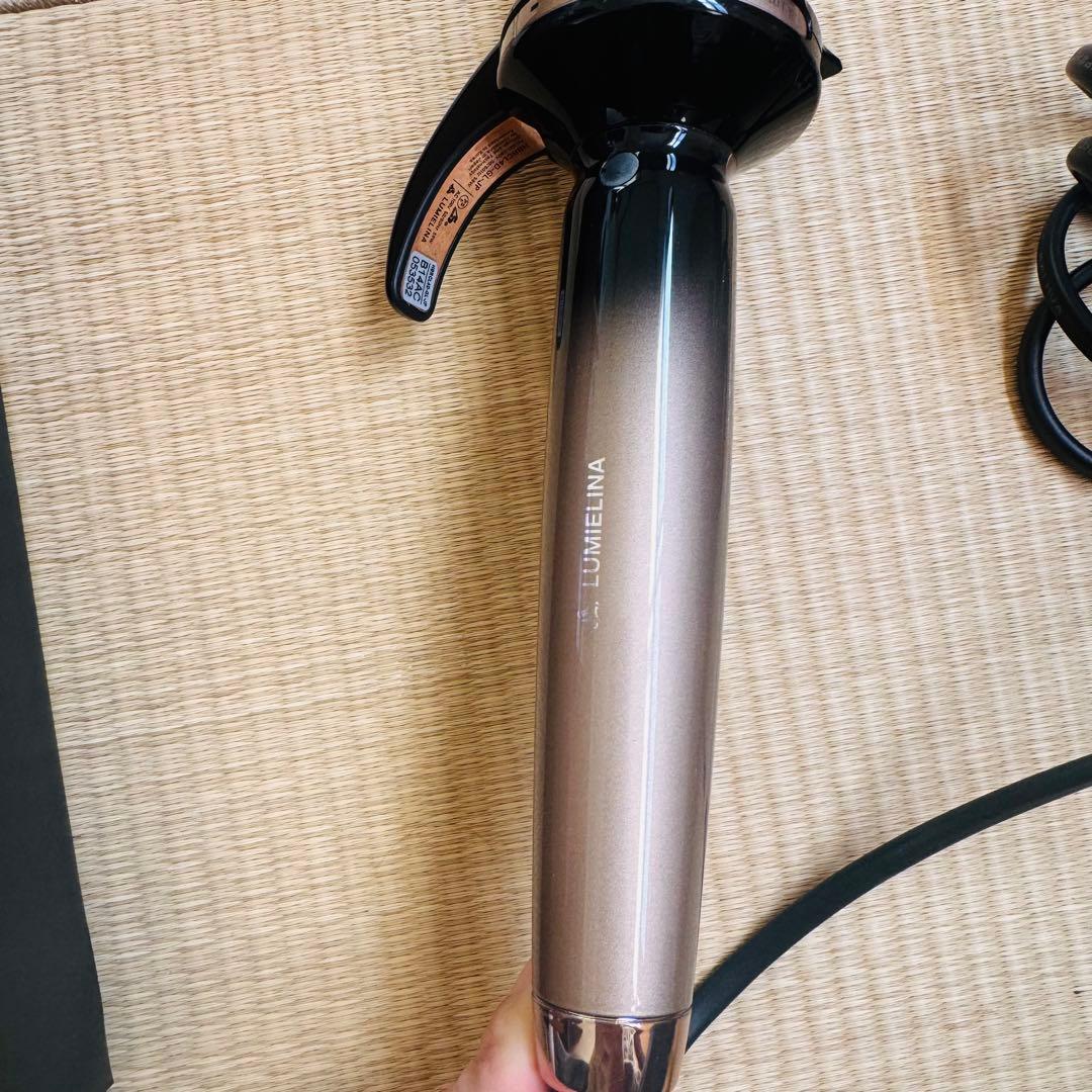 みっちゃん様【美品】ヘアビューロン 4D Plus カールアイロン 34mm｜