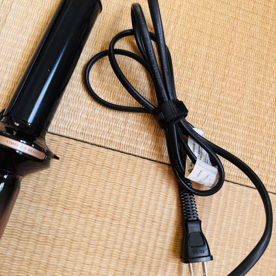 みっちゃん様【美品】ヘアビューロン 4D Plus カールアイロン 34mm｜