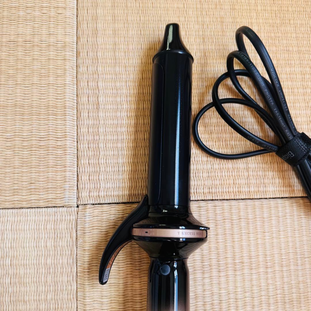 みっちゃん様【美品】ヘアビューロン 4D Plus カールアイロン 34mm｜