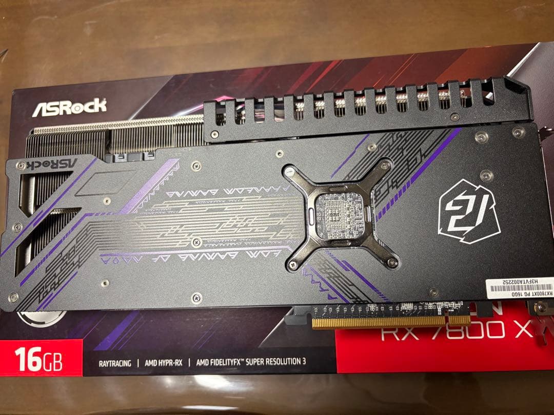 グラフィックボード・グラボ・ビデオカード Radeon RX7800XT 16GB Phantom GAMING