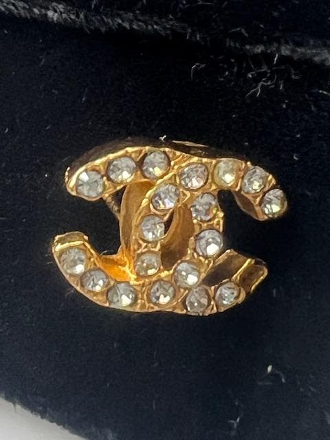 CHANEL CCロゴピアス 01P ゴールド 片方　石取れ有