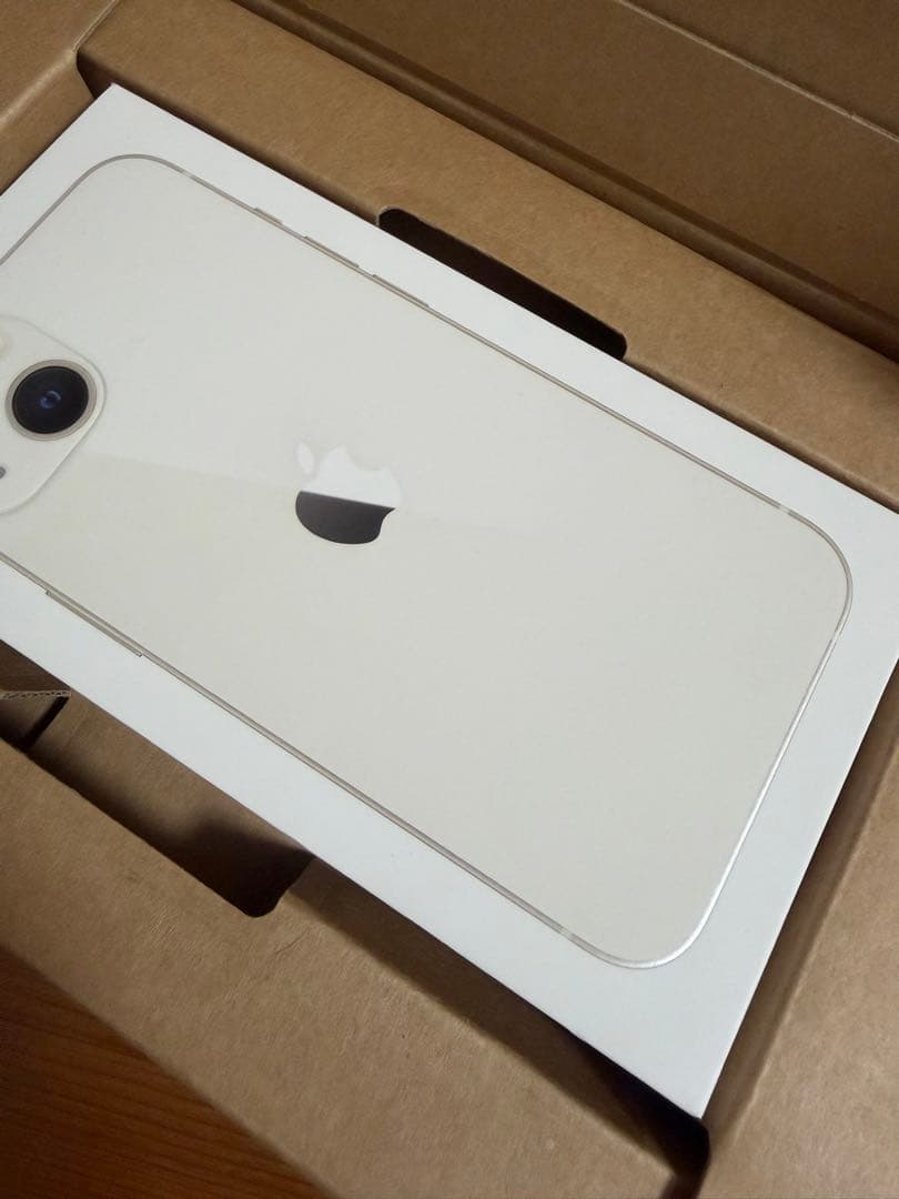 美品！iPhone13 SIMフリー即発送！