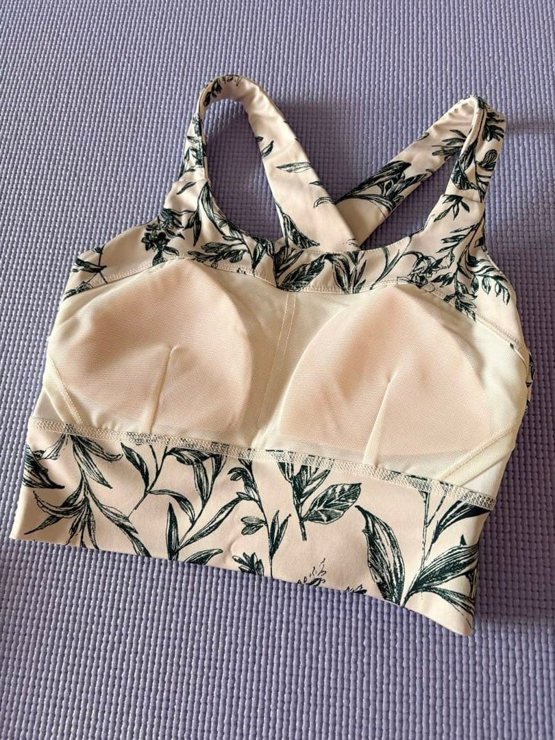 【美品】エミヨガ　上下セット　0サイズ　ホワイト