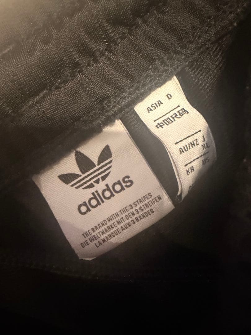 adidas スナップパンツ ＸＬ　美品