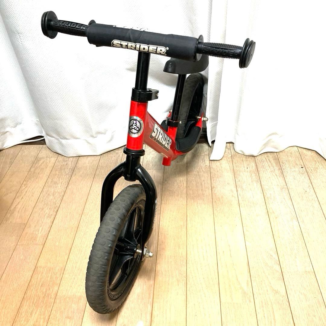 【STRIDER ストライダー】スポーツモデル 12インチ12型 赤 レッド