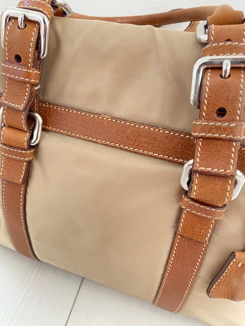 Prada プラダ　Prada Antic Buckles　ショルダーバック