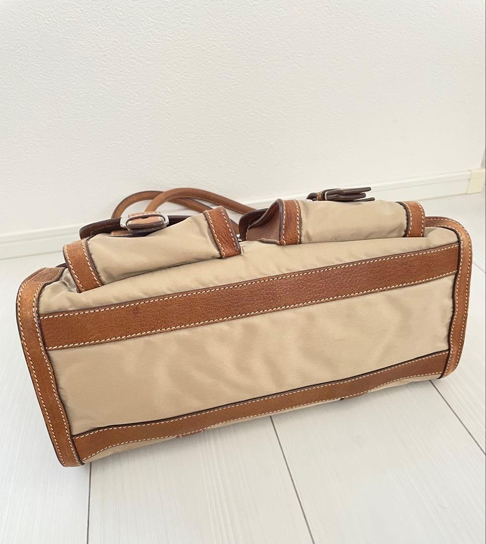 Prada プラダ　Prada Antic Buckles　ショルダーバック