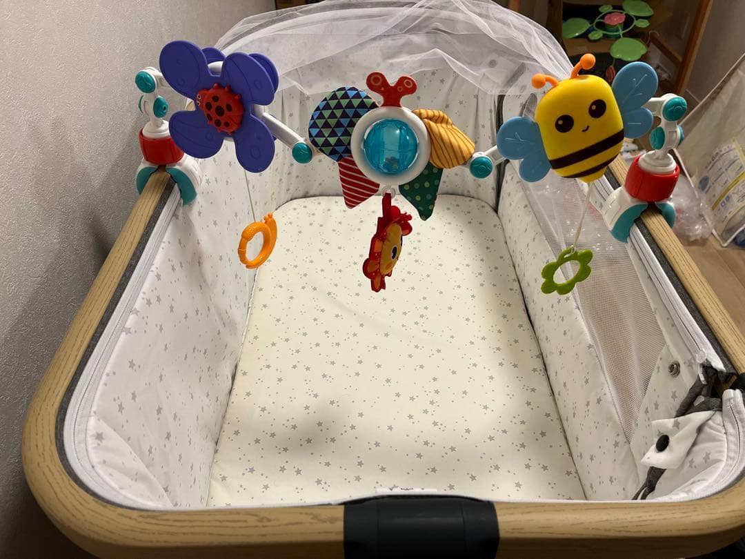 【美品・おもちゃおまけつき】2024年型HZDMJ ベビーベッド グレー