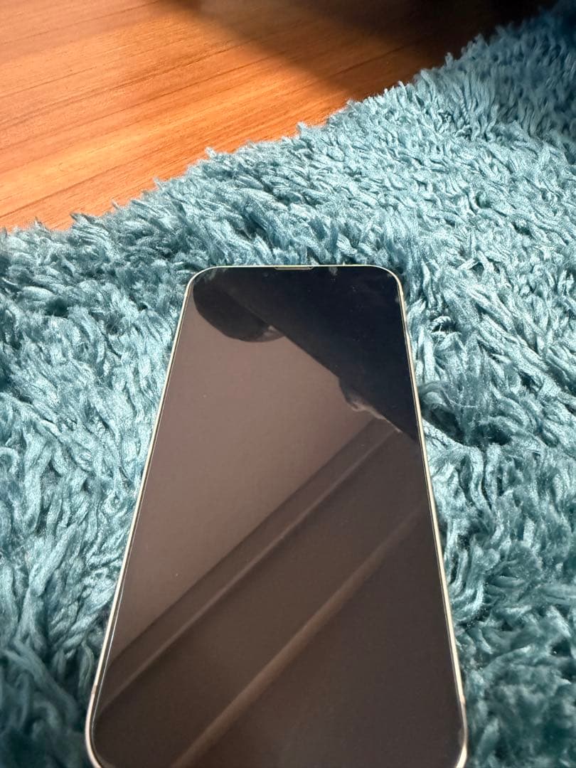 Apple iPhone 13 ホワイト 本体 SiMフリー