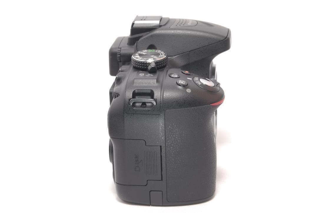 ⭐️Wi-Fi搭載＆手ぶれ補正⭐️Nikon D5300　ニコン　デジタル一眼