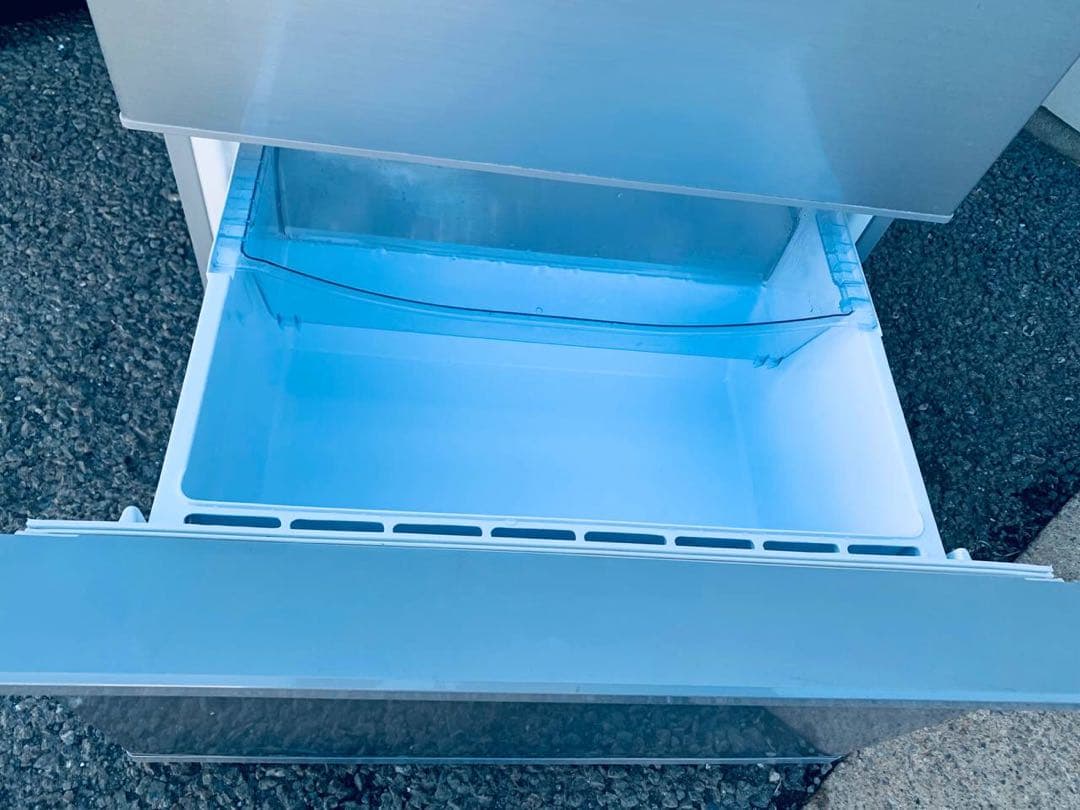 ♦AQUA ノンフロン冷凍冷蔵庫【2019年製】AQR-27H