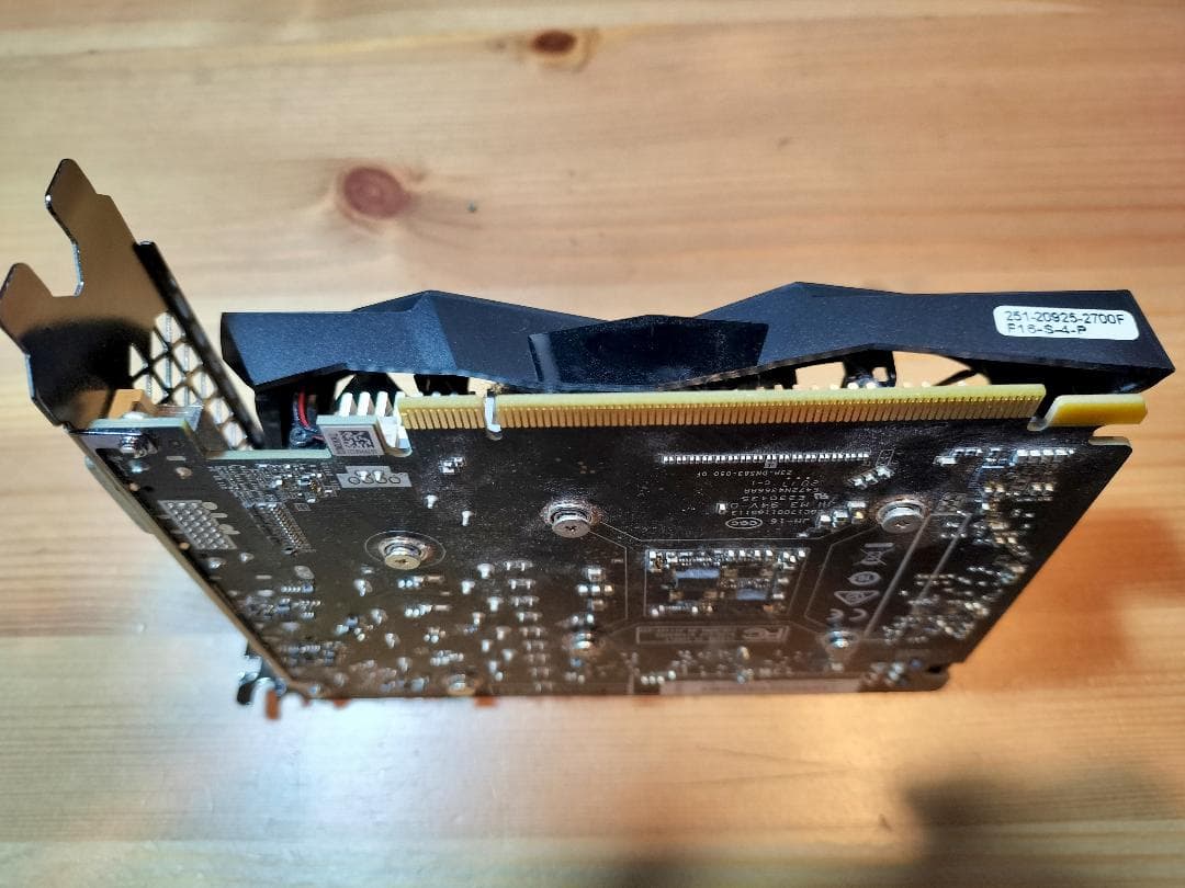 グラフィックボード GeForce GTX 1650 SUPER 4GB