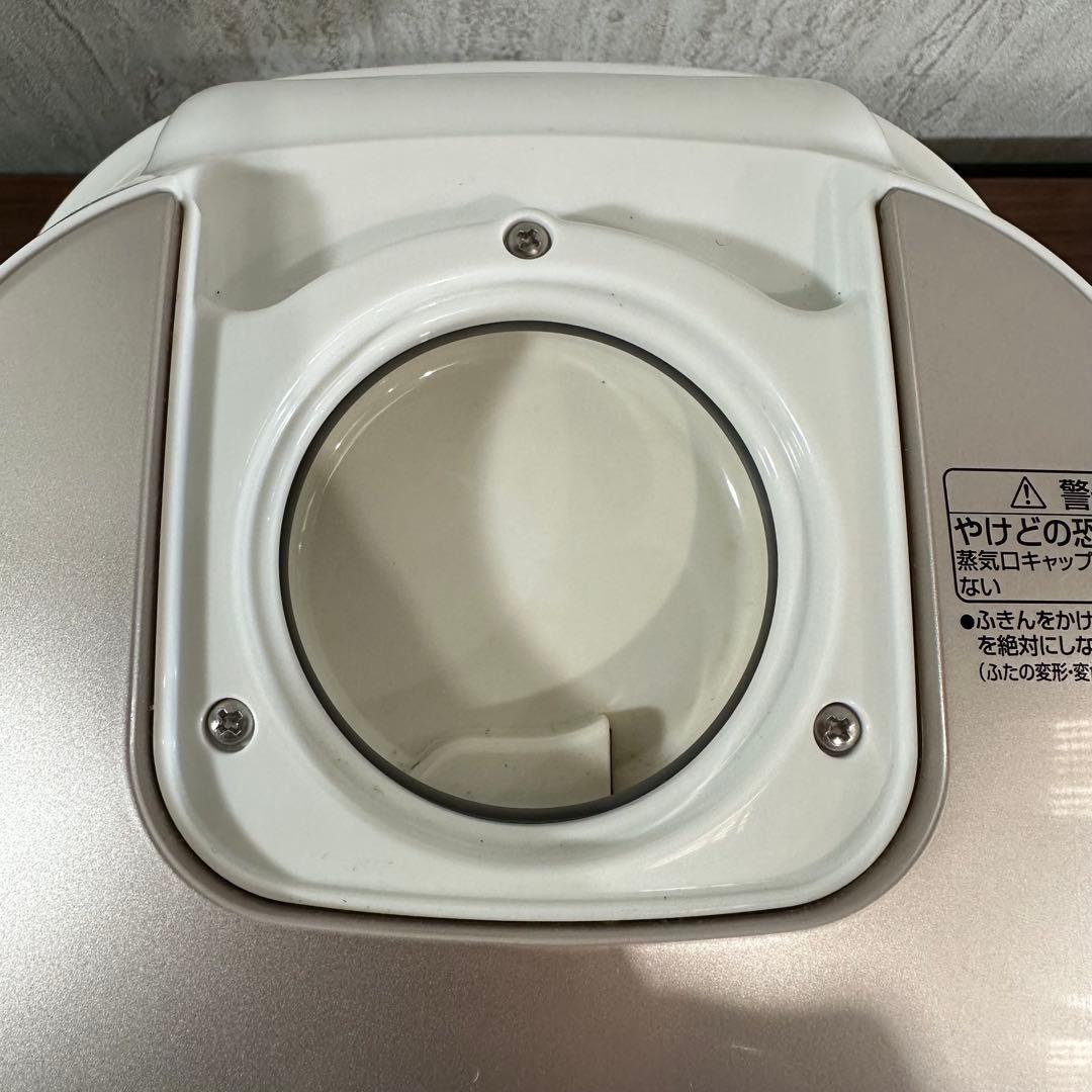 美品 即日発送 象印 炊飯器 NL-BB05C 18年製