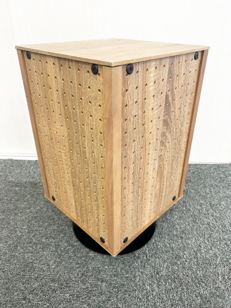 【美品】 卓上 4面回転 有孔パネル アクセサリースタンド 30本フック付き