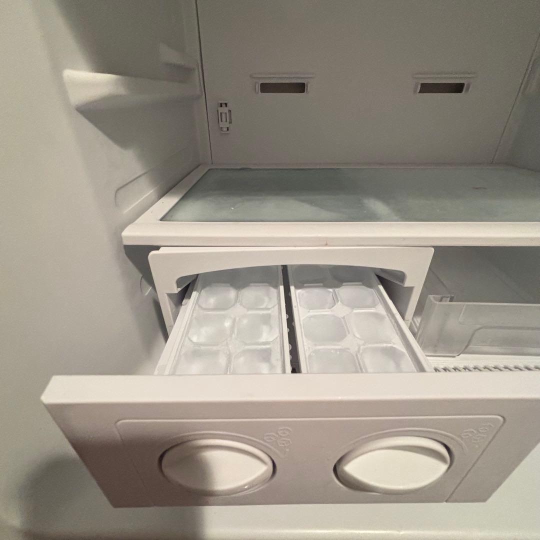 Hisense冷蔵庫幅55cm227LシルバーHR-B2302 174L