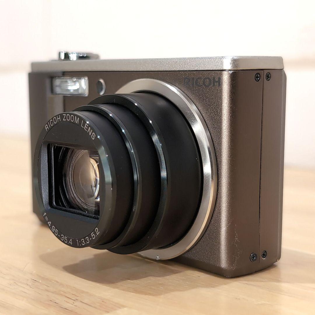 RICOH R10 / 純正充電器 ・ 純正バッテリー