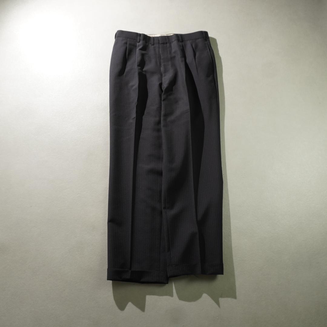 BALENCIAGA ストライプ柄シングルセットアップスーツ 黒/UW167