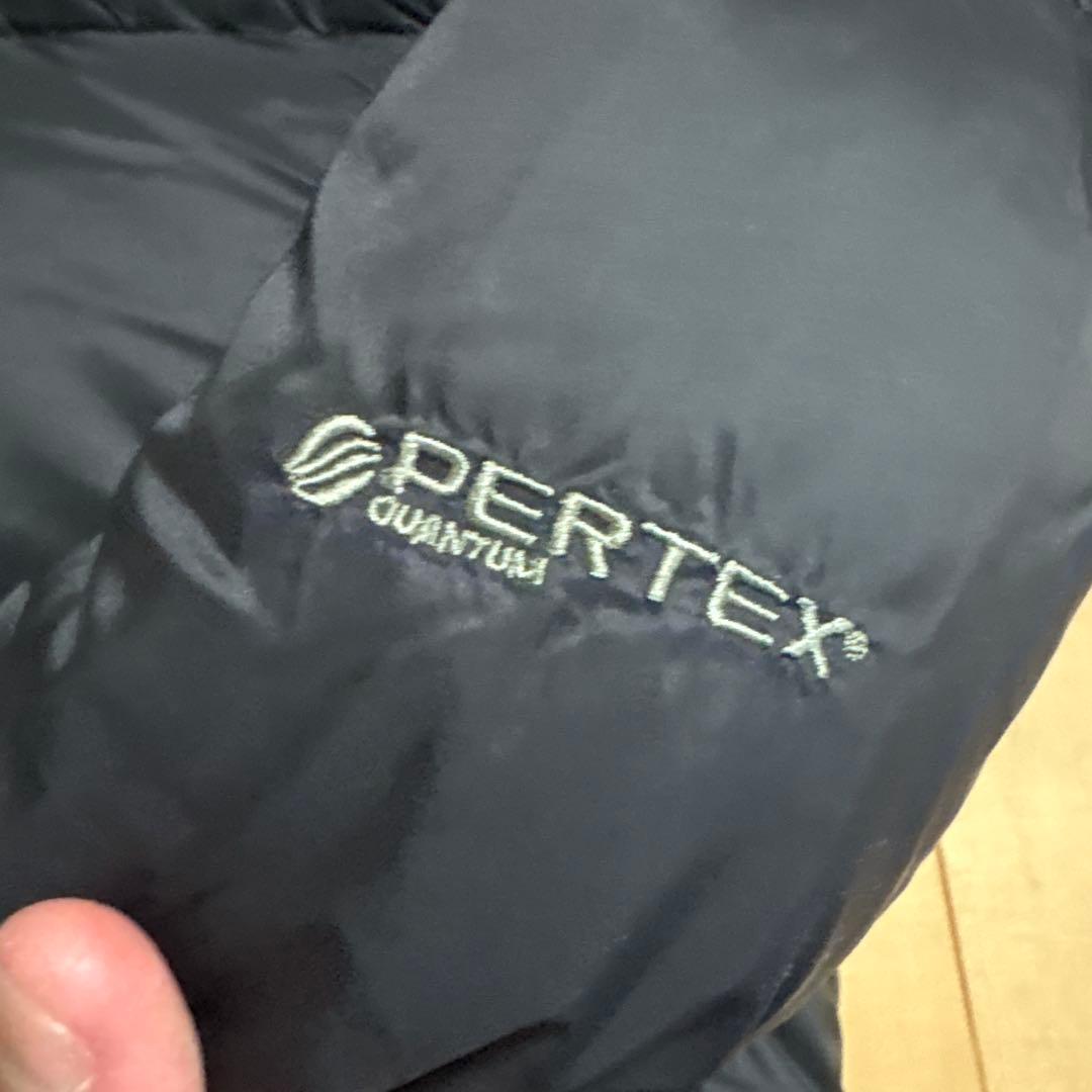 thisisneverthatブラック ダウンジャケット