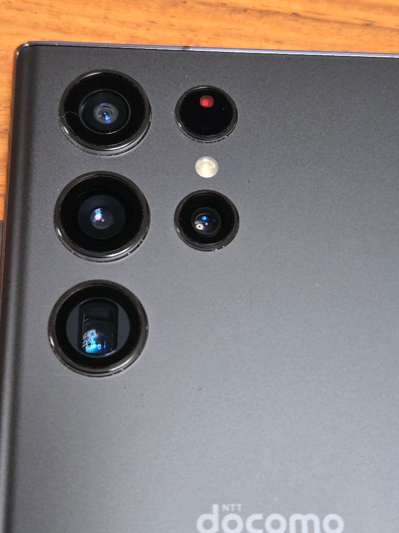 docomo Galaxy S22 Ultra ブラック