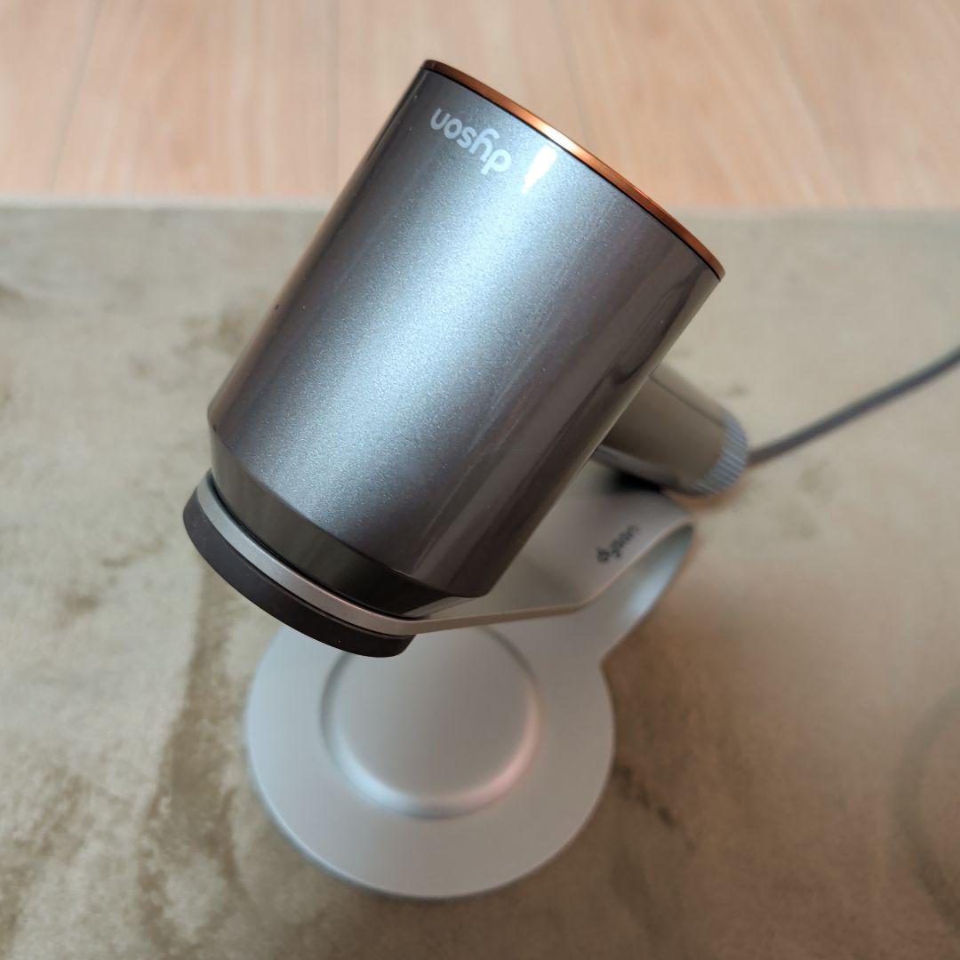 ダイソン ドライヤー　HD08　美品