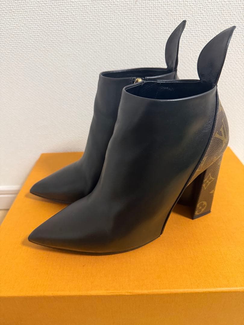 ルイヴィトン　ショートブーツ ポインテッドトゥ　モノグラム