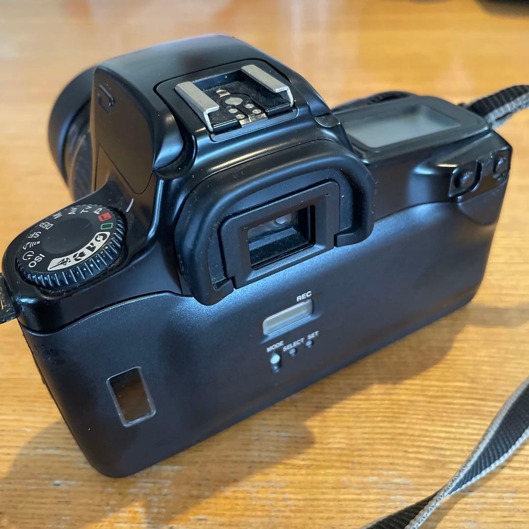 フィルムカメラCanon EOS 1000S