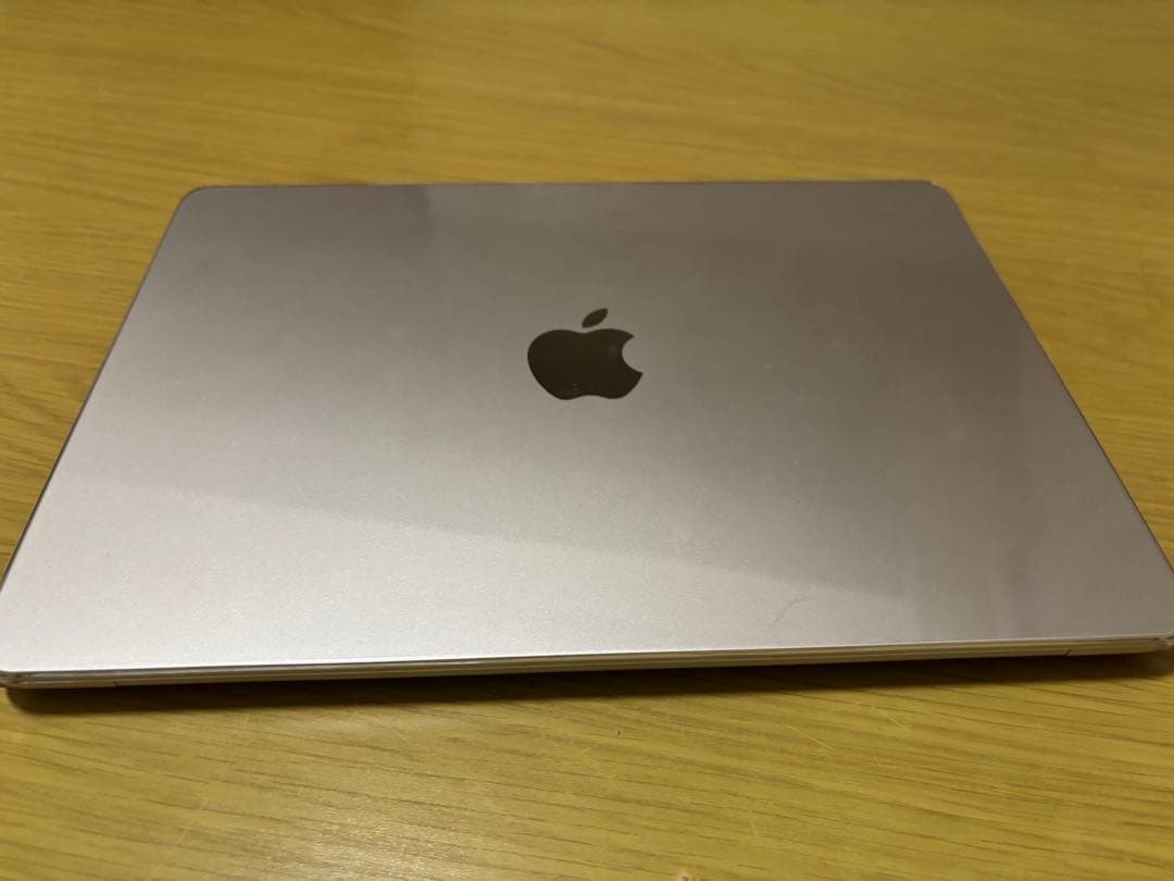 【美品】MacBook Air M2 8GB 256GBSDD