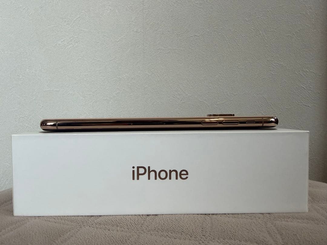 【美品】Apple iPhone XS MAX 512GB ゴールド