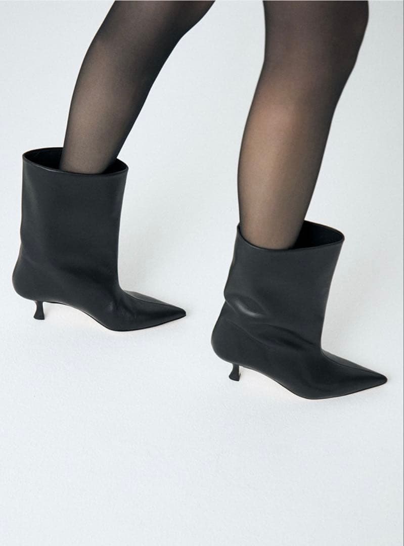 美品　ワイドシャフトブーツ　ミドル　本革　ペリーコサニー