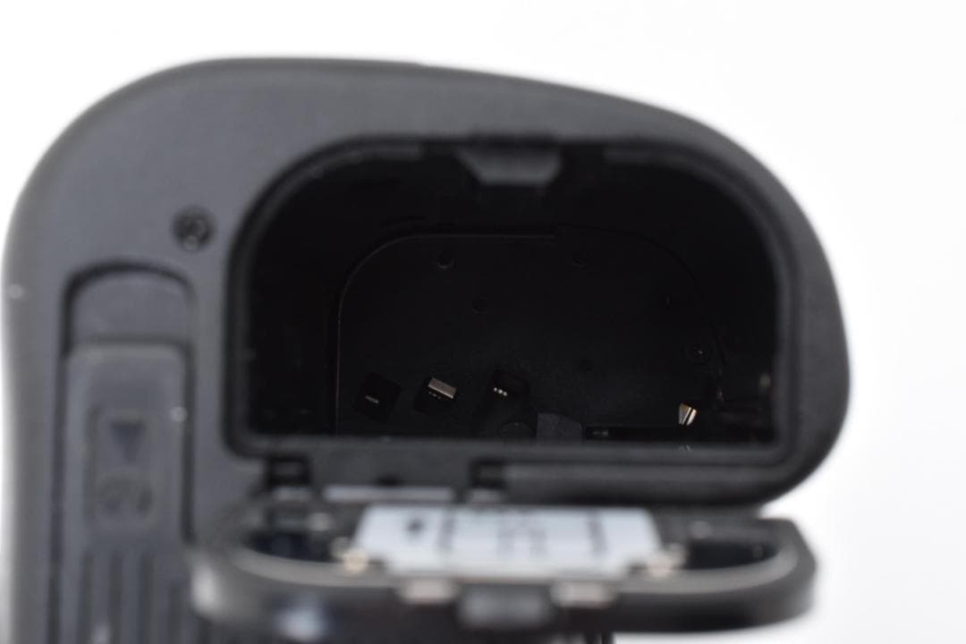 ★撮影枚数2,482枚・超美品★ ニコン D300 ボディ #20687