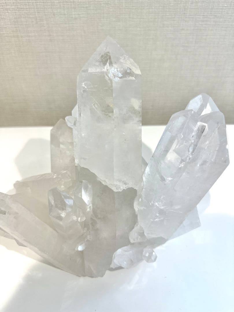 超特大・虹入り　ブラジリアンクォーツ　クラスター　クリスタル　クリアクォーツ