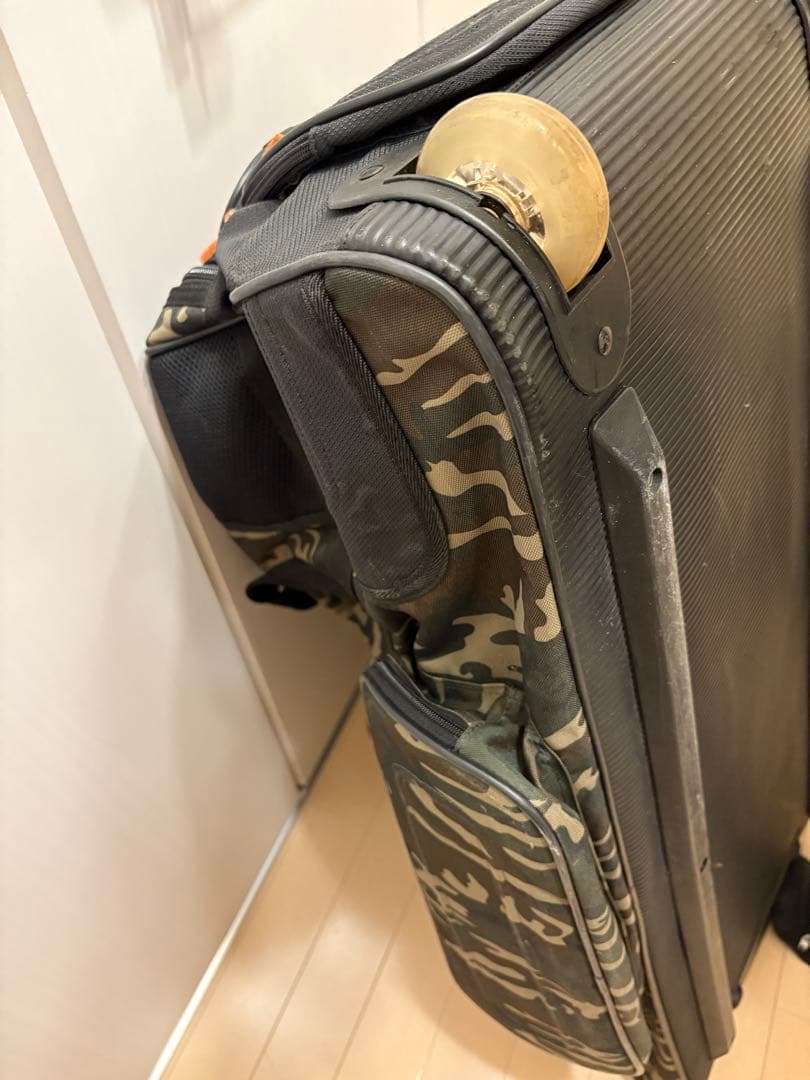 SPY スパイオプティク迷彩柄 2WAY スキーキャリーバッグ