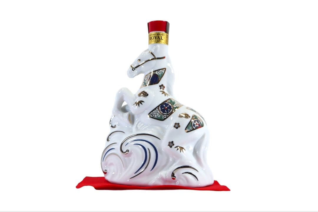 12本組 サントリー ローヤル 干支ボトル 2026年 午歳 未使用 うま 馬