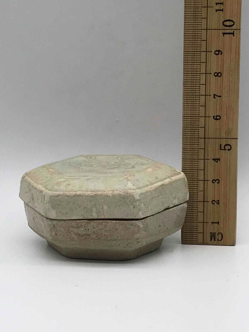 北宋時代　青白磁貼花花文合子　香盒　香合　影青　茶道具　香道具(F-55)