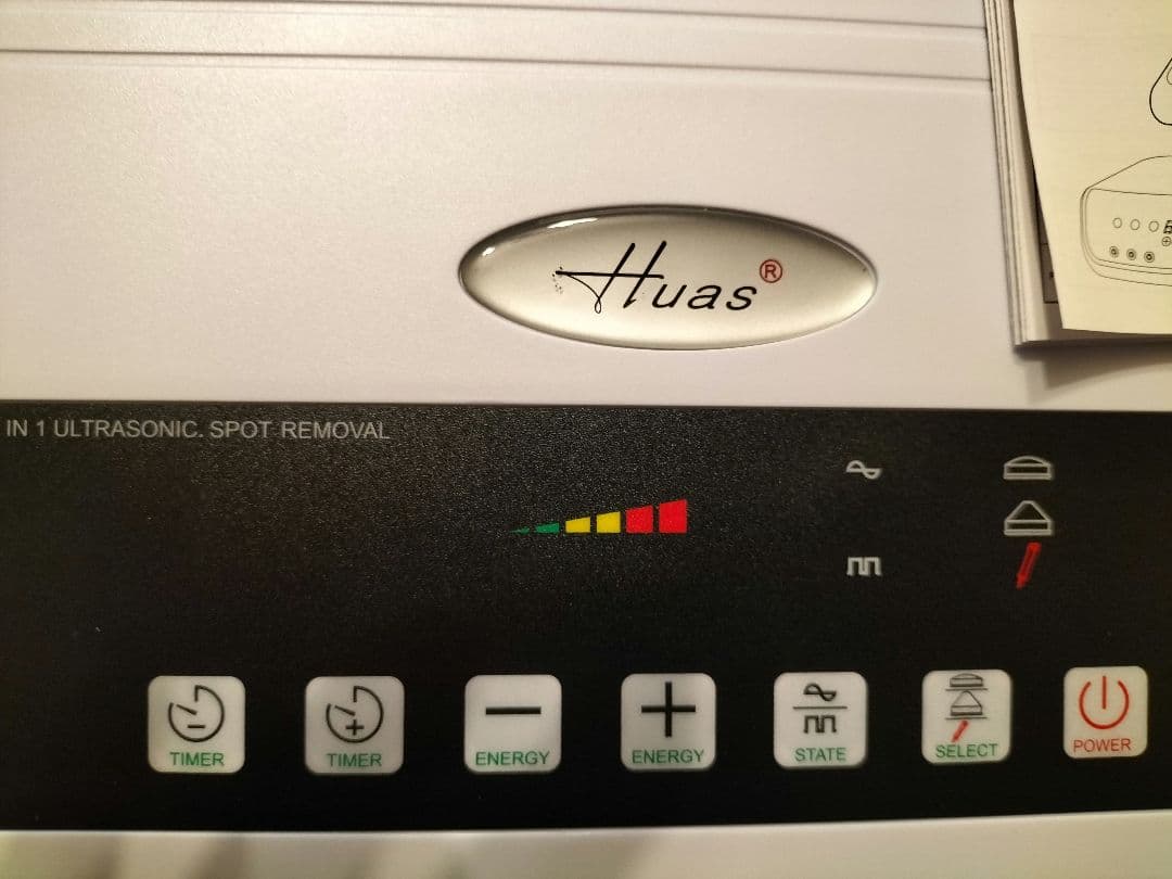 エステサロン向けシミ取りマシン　有名マシンです。