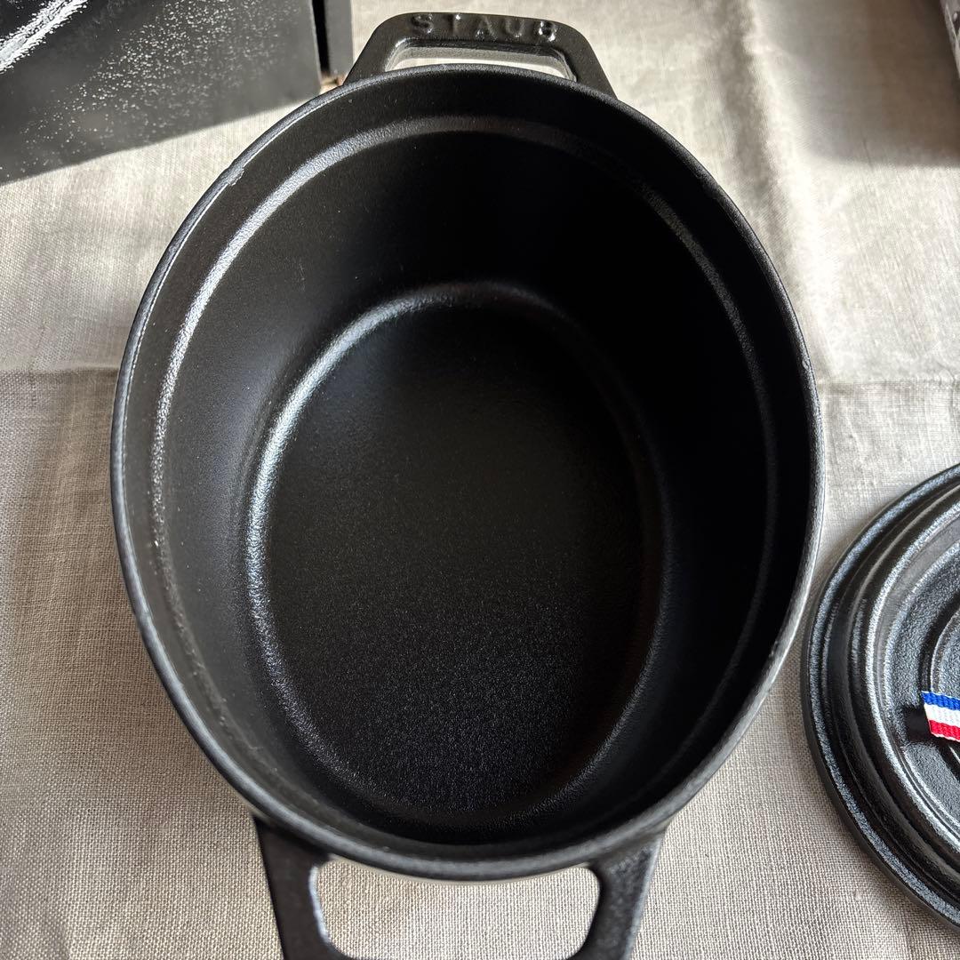 ストウブ 鍋 Staub ピコ・ココット オーバル 17cm