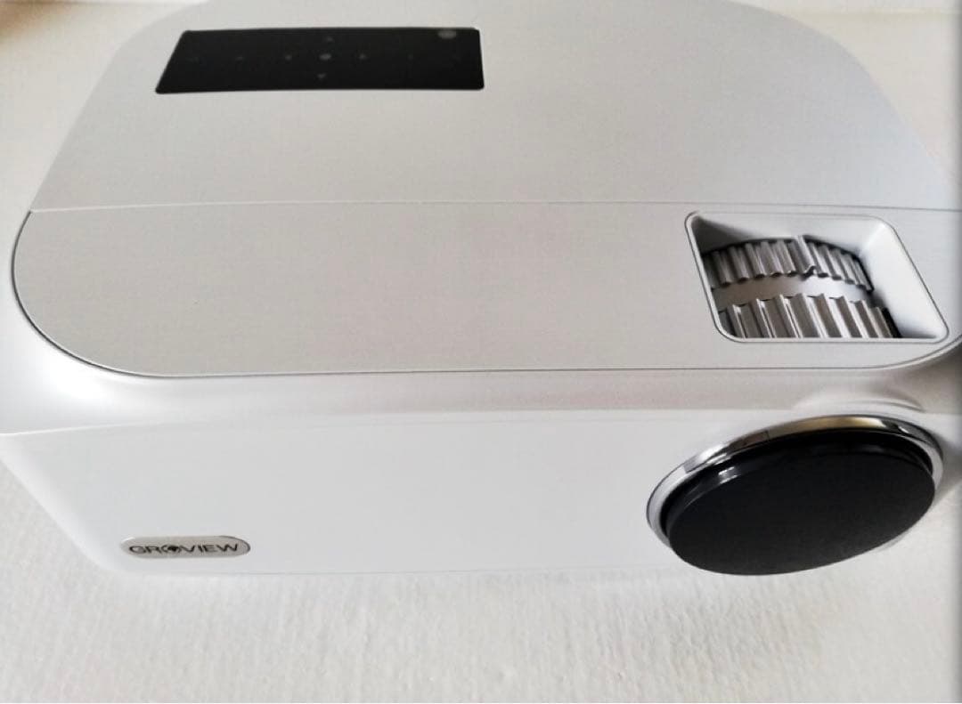 プロジェクター　GROVIEW BL89 ホームシアター　4K Wifi