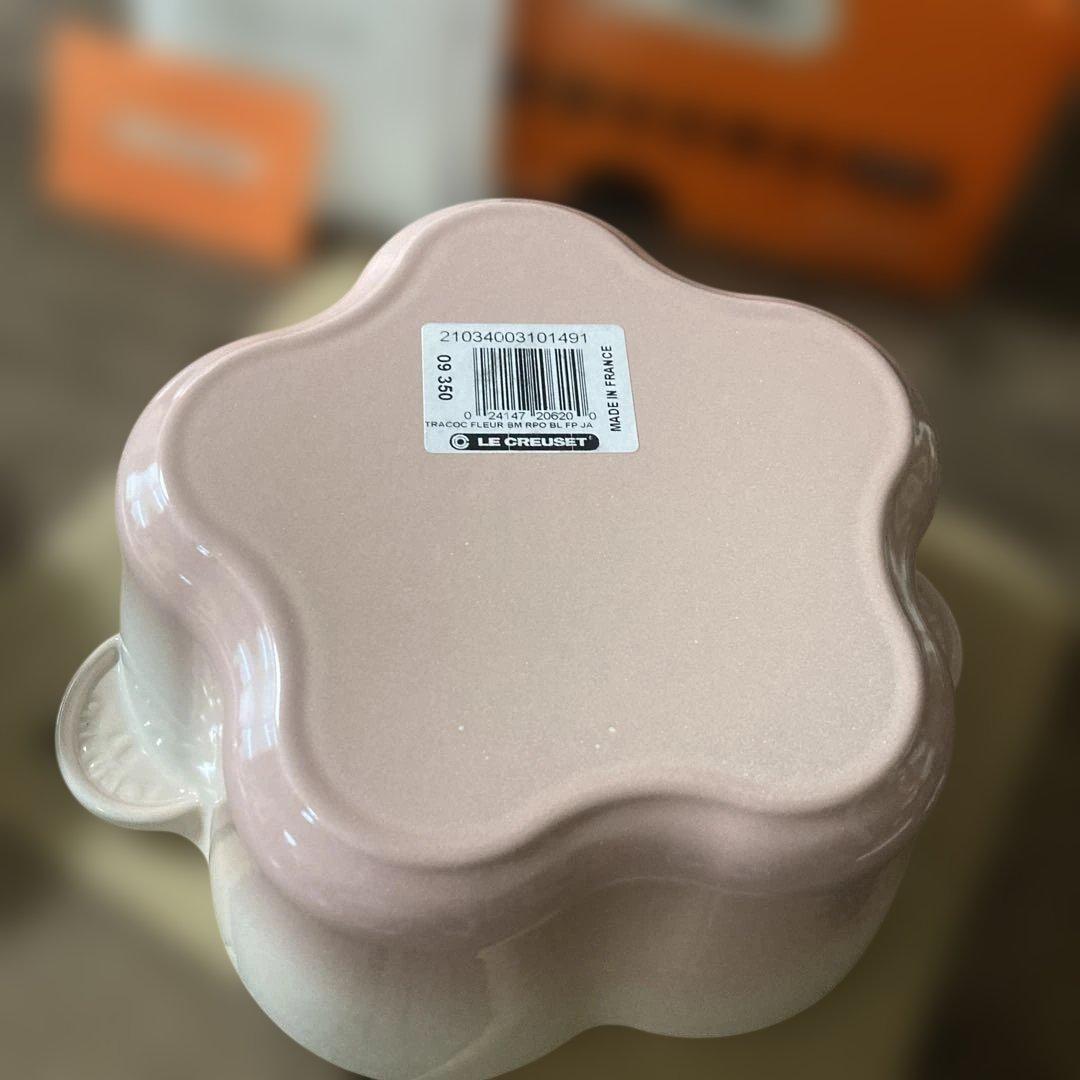 【新品未使用】ル・クルーゼ　両手鍋 ココットフルール★限定パウダーピンク20cm