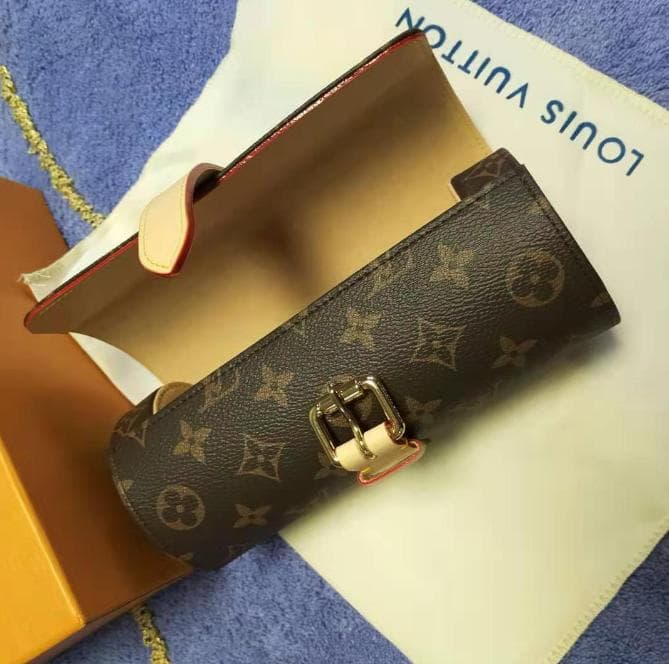 【美品】ルイヴィトンモノグラム エテュイ 3モントルM47530 ウォッチケース