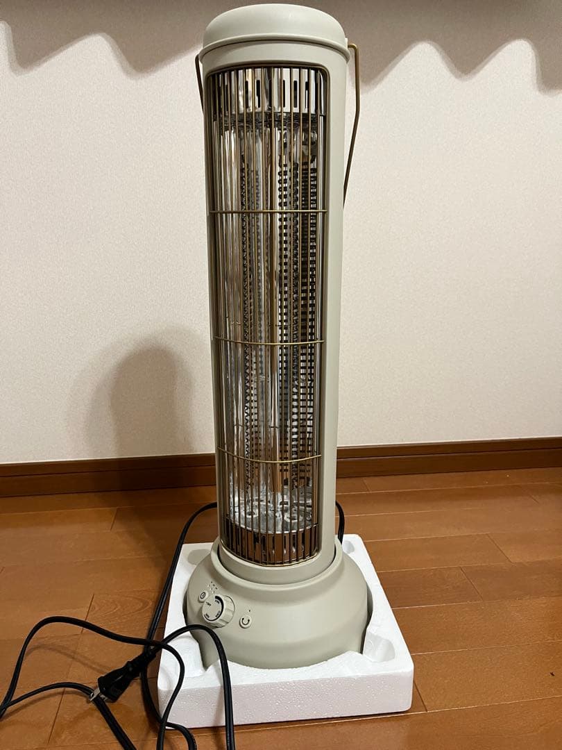 ブルーノ　カーボンヒーター　グレージュ