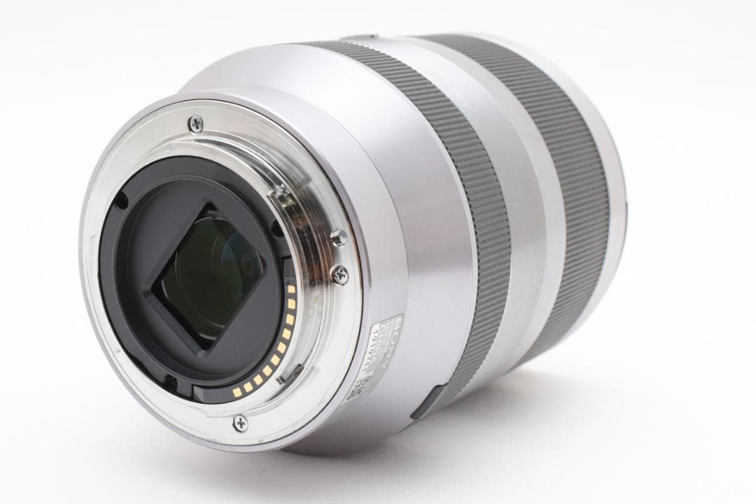 美品　E 18-200mm 3.5-6.3 シルバー SEL18200 M503