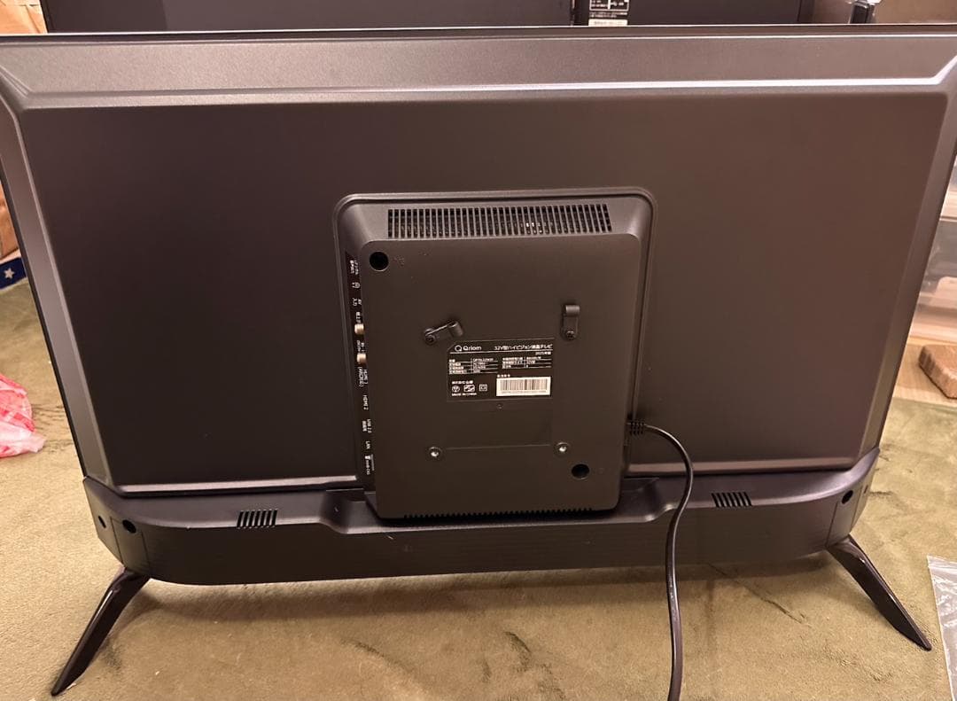 2025年製未使用に近い！山善　Qriom　32型 テレビ　QRTN-32W2K