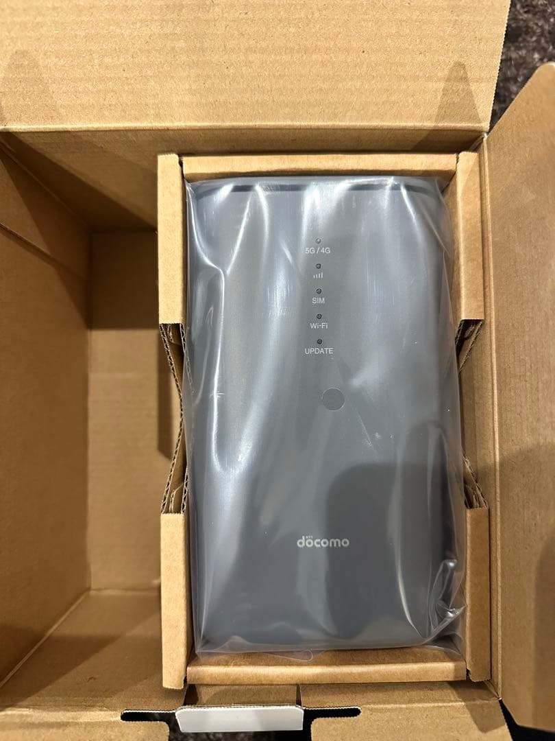 【新品未使用】docomo HR02 5Gルーター 本体・付属品付き