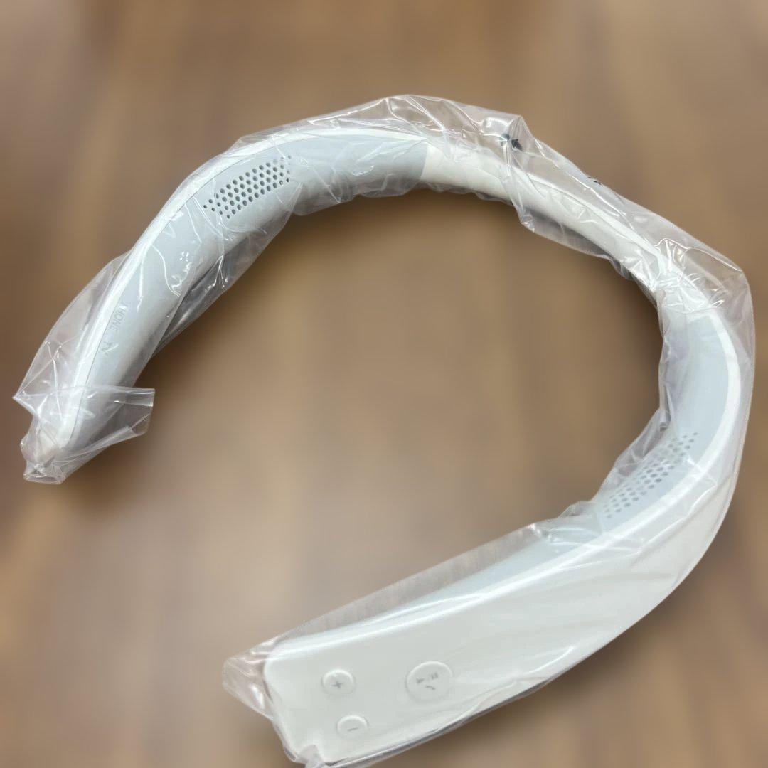 10415パナソニック ワイヤレスネックスピーカー Bluetooth ホワイト