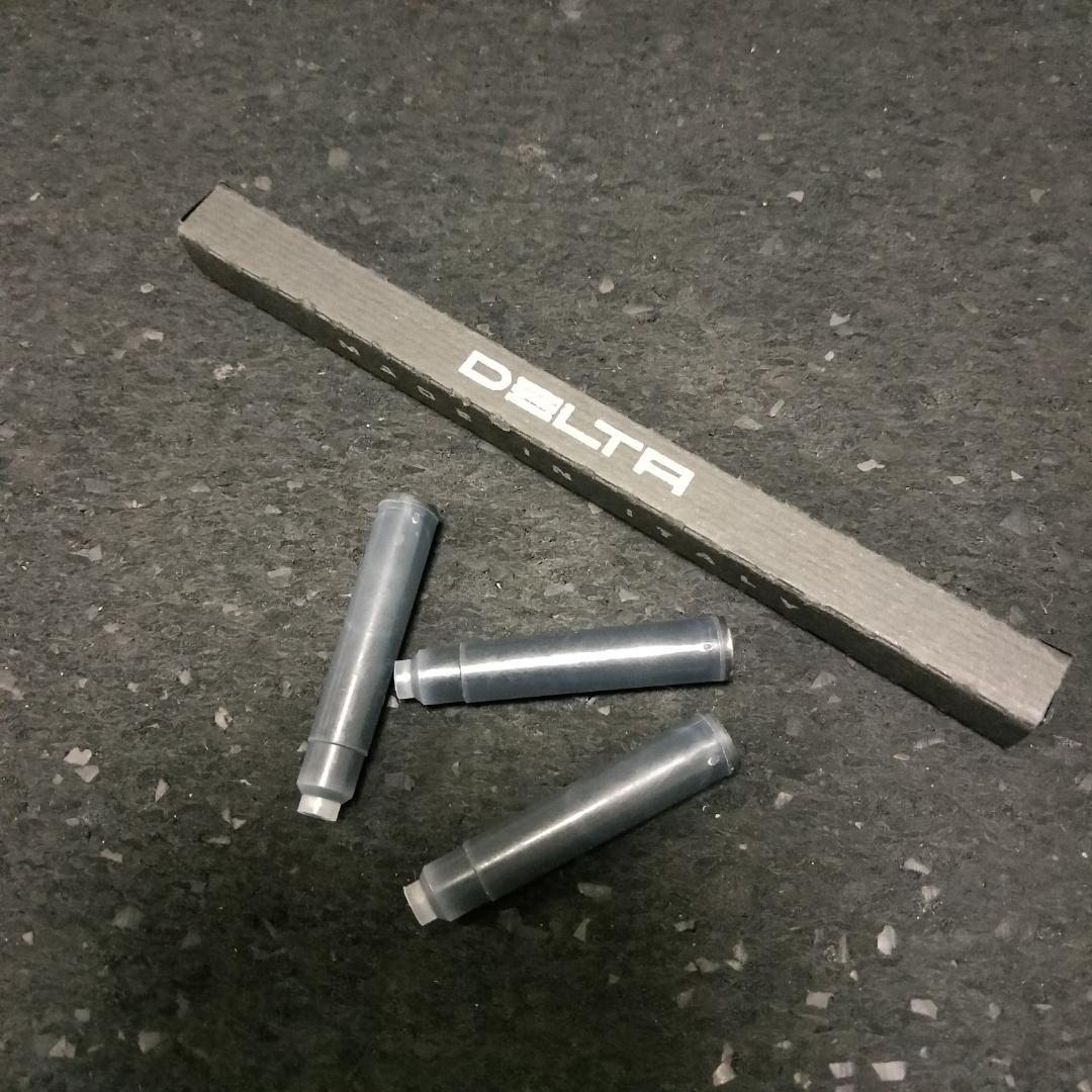 【廃盤 新品未使用】DELTA オロビアンコ ルニーク コンパーニョ万年筆 F