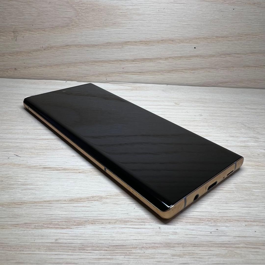 富士通arrows NX9 F-52A本体 E27