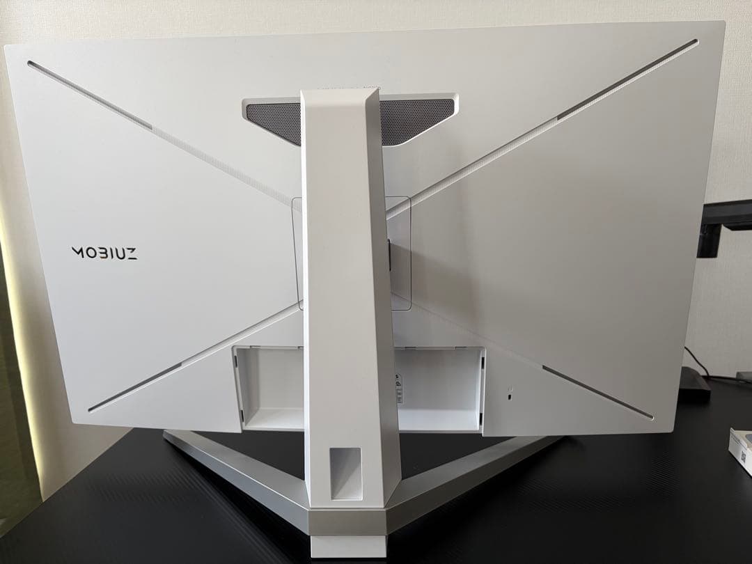 中古品 BenQ MOBIUZ EX3210U ゲーミングモニター